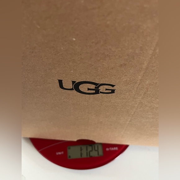 Women’s UGG® Fluff Yeah Genuine Shearling
Slingback Sandal in Black • Size 9 - Picture 12 of 12